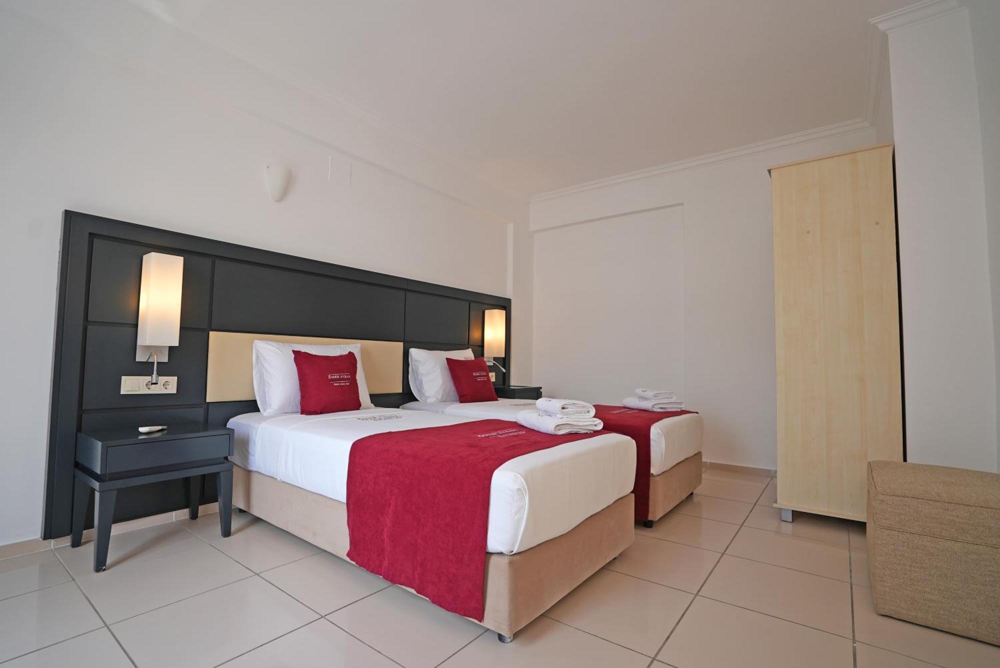 Oemer Aybak Beach Hotel Bodrum Bagian luar foto